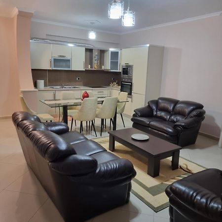 Alex Apartment Vlore Exterior photo